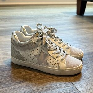 Vintage Havana White and Gray Star Women's Sneakers
